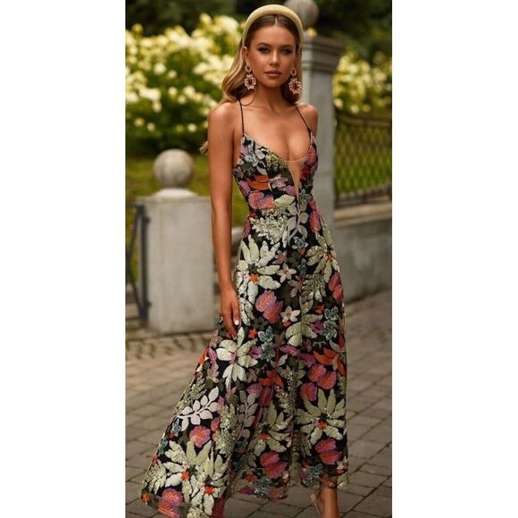 Alamour The Label Odette Gown Dress Floral Embroidered Formal Sequin Small S - Picture 3 of 15